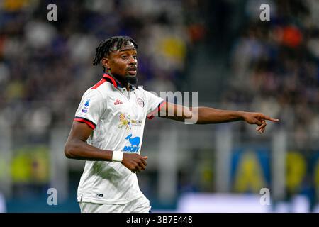 April 2024, Milano, null, Italien: Milano, Italien. April 2024. Antoine Makoumbou (29) aus Cagliari wurde während des Spiels zwischen Inter und Cagliari in Giuseppe Meazza in Mailand gesehen. (Foto: © Gonzales Photo/Gonzales Photo via ZUMA Press) Stockfoto