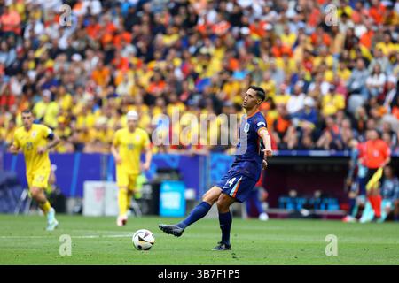 2. Juli 2024, München, Bayern, Deutschland: TIJJANI REIJNDERS #14 des Teams Niederlande während der Achtelrunde der UEFA Euro 2024 zwischen RUMÄNIEN und DEN NIEDERLANDEN in der Allianz Arena in München (Foto: © Mickael Chavet/ZUMA Press Wire) Stockfoto