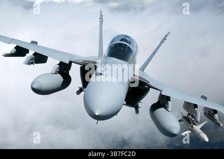 Die Boeing EA-18G Growler der US Navy, registriert 516, operiert in Finnland, eine wichtige Plattform für elektronische Kriegsführung. Stockfoto