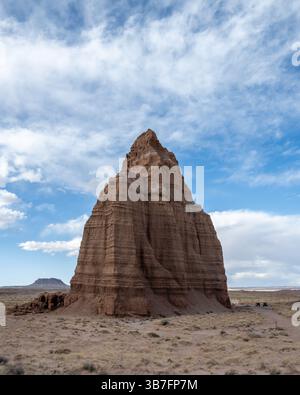 Monolith-Tempel (Entrada Sandstein), Cathedral Valley, Capitol Reef National Park, Utah. Stockfoto