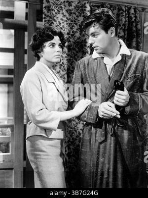 11. Februar 2022, USA: Joan Collins, Robert Wagner, am Set des Films „Stopover Tokyo“, 20th Century-Fox, 1957 (Bild: © JT Vintage Via ZUMA Press Wire) Stockfoto