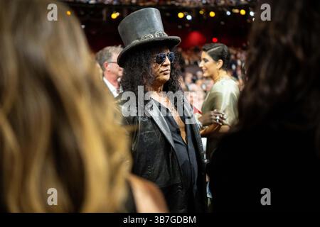 10. März 2024, Hollywood, Kalifornien, USA: Slash bei den 96. Oscars im Dolby Theatre im Ovation Hollywood am Sonntag, 10. März 2024. (Kreditbild: © AMPAS/ZUMA Press Wire) Stockfoto