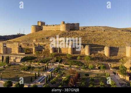 Gärten des Palastes der Herzöge und Burg des 15. Jahrhunderts, Berlanga de Duero, Soria, autonome Gemeinde Castilla y Leon, Spanien, Europa Stockfoto