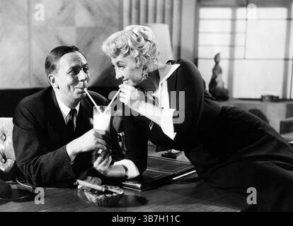 10. November 2022, USA: Henry Jones, Joan Blondell, am Set des Films „will Success Spoil Rock Hunter?“, 20th Century Fox, 1957 (Bild: © JT Vintage Via ZUMA Press Wire) Stockfoto