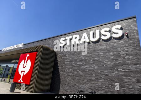 Workwearstore, Arbeitskleidung der Marke Engelbert Strauss, Fachgeschäft in Hockenheim. Hockenheim, Baden-Württemberg, Deutschland, Europa Stockfoto