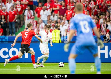 21. Juni 2024, Berlin, Deutschland: Nicola Zalewski aus Polen wurde während des Gruppenspiels der UEFA Euro 2024 zwischen Polen und Österreich im Olympiastadion in Berlin im Einsatz gesehen. (Foto: © Mateusz Slodkowski/ZUMA Press Wire) Stockfoto