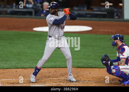 6. April 2024: Yordan Alvarez (44), Outfield der Houston Astros, der im Rahmen des Baseballspiels der Major League zwischen den Houston Astros und den Texas Rangers auf dem Globe Life Field in Arlington, Texas, im Spiel war. Die Rangers besiegten Astros mit 7:2. Greg Atkins/CSM (Kreditbild: Stockfoto