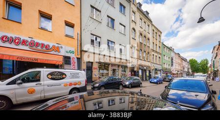 Köln, Deutschland 06 Mai 2025: Keupstraße in Köln Mühlheim mit ihrem einzigartigen orientalischen Flair auch bekannt als „kleines Istanbul“ Stockfoto