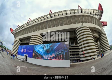 Mailand, Italien. Mai 2025. Das Stadio Giuseppe Meazza ist bereit für das Spiel der UEFA Champions League zwischen Inter und FC Barcelona in Mailand. Quelle: Gonzales Photo/Alamy Live News Stockfoto