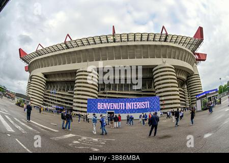 Mailand, Italien. Mai 2025. Das Stadio Giuseppe Meazza ist bereit für das Spiel der UEFA Champions League zwischen Inter und FC Barcelona in Mailand. Quelle: Gonzales Photo/Alamy Live News Stockfoto