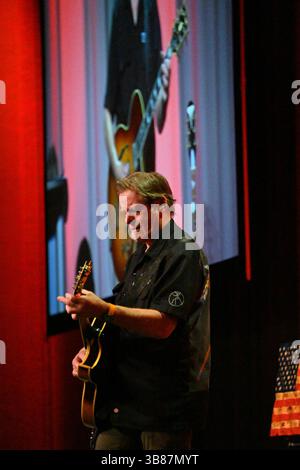 8. März 2024, Overland Park, Kansas, USA: Musikkünstler und politischer Aktivist aus Ted Nugent County ist Headliner bei tonights Johnson County Kansas Republican Spendenaktion (Credit Image: © Mark Reinstein/ZUMA Press Wire) Stockfoto