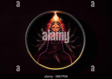 22. Oktober 2023, Sylhet, Bangladesch: Sylhet, Bangladesch: Eine Dekoration von Puja Mandap als 8. Tag des Durga Puja Festivals wird in Sylhet, Bangladesch, gefeiert. Durga Puja ist eines der größten Feste der hinduistischen Religion Bangladeschs und wird neben Bangladesch auch in den Regionen Westbengalen, Odisha, Tripura, Assam und Bihar gefeiert. Dieses Jahr wird es von Freitag, 20. Oktober 2023, bis Dienstag, 24. Oktober, gefeiert. 2023 (Bild: © MD Rafayat Haque Khan/ZUMA Press Wire) Stockfoto