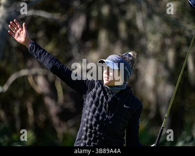 21. Januar 2024: Nelly Korda meldet einen abwegigen Abschlag aus dem zehnten Abschlag während der Finalrunde des Hilton Grand Vacations Tournament of Champions im Lake Nona Golf & Country Club in Orlando, FL. Romeo T Guzman/CSM (Kreditbild: Stockfoto