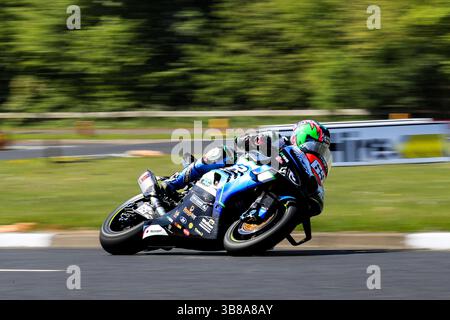 Portrush, Antrim, Nordirland. 7. Mai 2025; Briggs EquipmentNorth West 200 Motorcycle Race, Portrush, Antrim, Nordirland; North West 200 Training; Michael Sweeney (MJR Racing BMW) war 8. Schnellste während der Superbike Practice Credit: Action Plus Sports Images/Alamy Live News Stockfoto