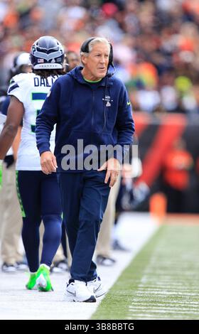 15. Oktober 2023: Trainer Pete Carroll der Seattle Seahawks während des regulären Saisonspiels zwischen den Seattle Seahawks und Cincinnati Bengals in Cincinnati, Ohio. JP Waldron/Cal Sport Media (Kreditbild: Stockfoto