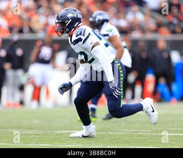 15. Oktober 2023: Seattle Seahawks Linebacker Darrell Taylor (52) während des regulären Saisonspiels zwischen den Seattle Seahawks und Cincinnati Bengals in Cincinnati, Ohio. JP Waldron/Cal Sport Media (Kreditbild: Stockfoto