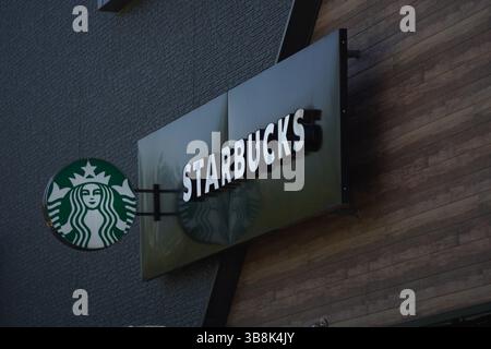 Das Logo der Starbucks-Kette von Restaurants und Cafés. Stockfoto