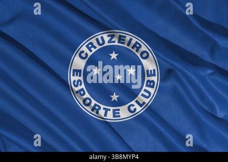 Pringsewu, Lampung 08. Mai 2025; brasilianischer Fußballverein Cruzeiro Logo mit Wellenstruktur. 3D-Abbildung Stockfoto