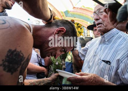 22. Mai 2015, El Rocio, Huelva, Spanien: Jedes Jahr versammeln sich die Gläubigen zur Pilgerfahrt nach El Rocio von Sanlucar de Barrameda zum Dorf El Rocio durch den Nationalpark DoÃ±ana (Foto: © Baciu Cristian/ZUMA Press Wire) Stockfoto