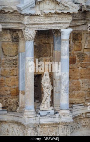 Hierapolis. Römische Statue aus dem Theater. 2. Jahrhundert, Türkei Stockfoto