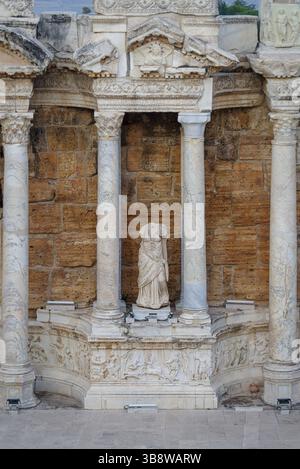 Hierapolis. Römische Statue aus dem Theater. 2. Jahrhundert, Türkei Stockfoto