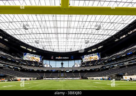 8. Oktober 2022: Ein allgemeiner Überblick über das Spielfeld vor der NCAA-Football-Action zwischen den BYU Cougars und den Notre Dame Fighting Irish im Allegiant Stadium in Las Vegas, Nevada. John Mersits/CSM. (Kreditbild: © John Mersits/CSM via ZUMA Press Wire) Stockfoto