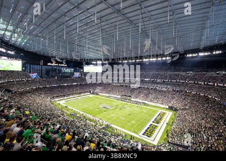 8. Oktober 2022: Ein allgemeiner Überblick während der NCAA-Fußballspiele zwischen den BYU Cougars und den Notre Dame Fighting Irish im Allegiant Stadium in Las Vegas, Nevada. Notre Dame besiegte die BYU mit 28:20. John Mersits/CSM. (Kreditbild: © John Mersits/CSM via ZUMA Press Wire) Stockfoto