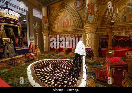 AUSSTELLUNG DIE LETZTE KRÖNUNG PRÄSENTIERT IM MOBILIER NATIONAL PARIS Stockfoto