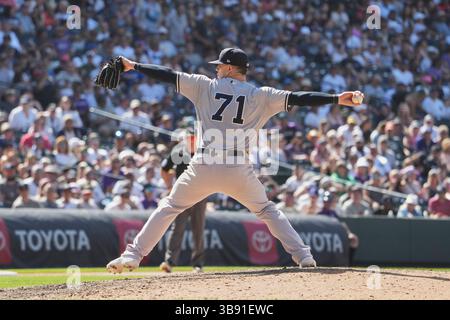 16. Juli 2023 der New Yorker Pitcher Ian Hamilton (71) wirft während des Spiels mit den New York Yankees und den Colorado Rockies im Coors Field in Denver Co. David Seelig/Cal Sport Medi (Bild: © David Seelig / Cal Sport Media/CSM via ZUMA Press Wire) Stockfoto