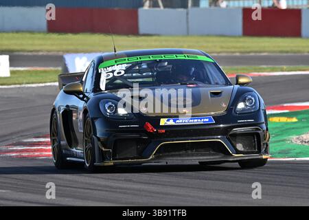 Dean Burden, Porsche 718 Cayman GT4 RS Clubsport, LFP Motorsport, Porsche Sprint Challenge Großbritannien 2025, eine einzige Marque-Serie mit allen Fahrern Stockfoto