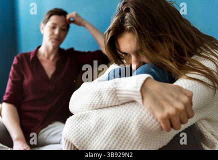 15. Juli 2023: Mutter und Tochter im Teenageralter haben ein Argument (Foto: © CortesÃÂ­A/La Nacion Via ZUMA Press) Stockfoto