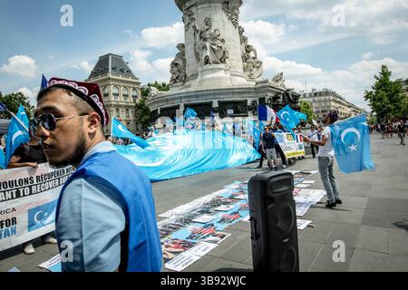 7. Juli 2019: Paris 11. Bezirk (11. Arrond, Ile-de-France (Region, Frankreich) seit dem Massaker am 5. Juli 2009 in Urumchi, der uigurischen Hauptstadt, organisieren die Uiguren der Diaspora Anfang Juli Demonstrationen in aller Welt. Dieses Jahr organisierten die Uiguren von Frankreich am Sonntag, den 7. Juli, eine Protestveranstaltung auf dem Place de la Republique. (Bild: © Sadak Souici/ZUMA Press Wire) Stockfoto