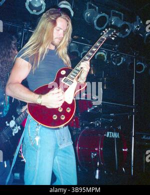 Fern Park, Florida, USA: OZZY OSBOURNE - ZAKK WYLDE spielt eine Gitarrenklinik und tritt mit lokalen Musikern in der Station auf - 15. August 1992 (Bild: © Christopher Helton Via ZUMA Press Wire) Stockfoto