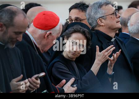Rom, Italien, 08. Mai 2025, Vatikanstadt: Während des Konklaves, Petersplatz, Vatikanstadt, Rom, Italien Francesco Farina (FRANCESCO FARINA / SPP) Stockfoto