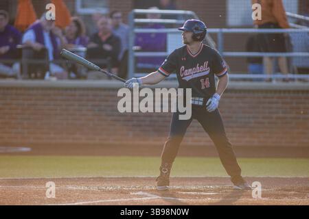 21. Februar 2023: Campbell kämpfte gegen die East Carolina Pirates im ersten Inning des NCAA Baseball Matchups im Jim Perry Stadium in Buies Creek, NC. (Scott Kinser) (Bild: © Scott Kinser/CSM via ZUMA Press Wire) Stockfoto