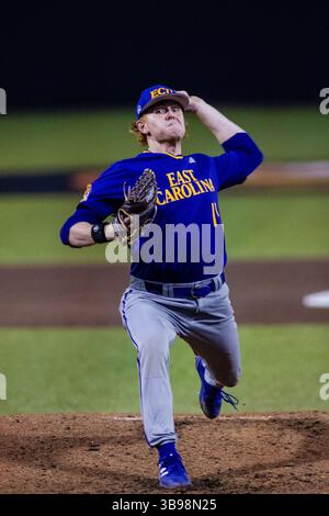 21. Februar 2023: East Carolina Pirates Pitcher Merritt Beeker (19) startet das dritte Inning gegen die Campbell Fighting Kamels im NCAA Baseball Matchup im Jim Perry Stadium in Buies Creek, NC. (Scott Kinser) (Bild: © Scott Kinser/CSM via ZUMA Press Wire) Stockfoto