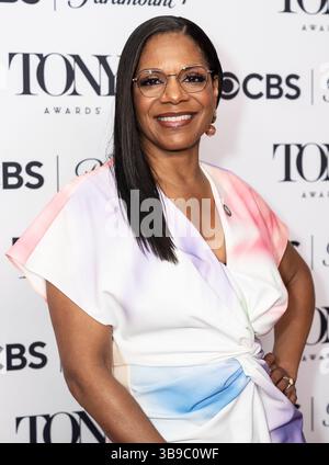 Audra McDonald von einer Schauspielerin nominiert, Hauptrolle, Musical nimmt am 8. Mai 2025 am Treffen der 2025 78. Jährlichen TONY-Nominierten im Sofitel Hotel in New York Teil. (Foto: Lev Radin/SIPA USA) Credit: SIPA USA/Alamy Live News Stockfoto