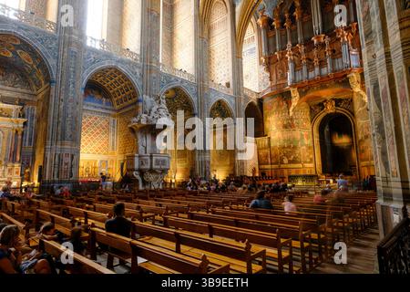 Albi (Südfrankreich): Inneres der Kathedrale Saint Cecilia von Albi („Cathédrale Sainte-Cécile d’Albi“) in der Bischofsstadt, eingetragen als A Stockfoto