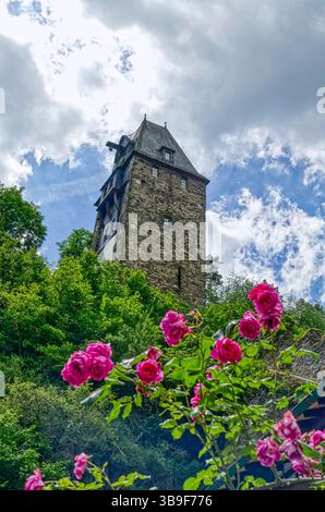 Mittelalterlicher Turm im Malerviertel Bacharach Stockfoto