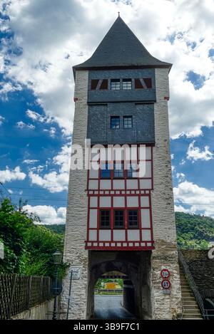 Historischer Münzturm in der Altstadt von Bacharach Stockfoto