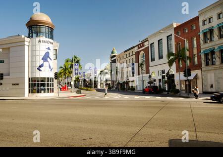 Feine Boutiquen und Luxusläden am Rodeo Drive in Beverly Hills Stockfoto