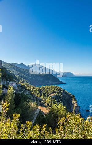 Blick vom Torre del Verger auf die Küste, Banyalbufar, Serra de Tramuntana, Mallorca, Balearen, Spanien Stockfoto