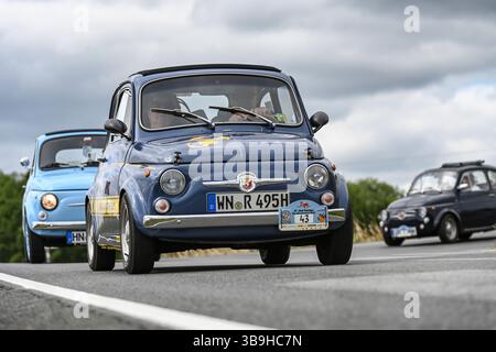 Bad König, Hessen, Deutschland, Fiat Nuova 500, Baujahr 1969, 449,5 ccm Hubraum, 18 kW beim Oldtimer-Festival. Stockfoto