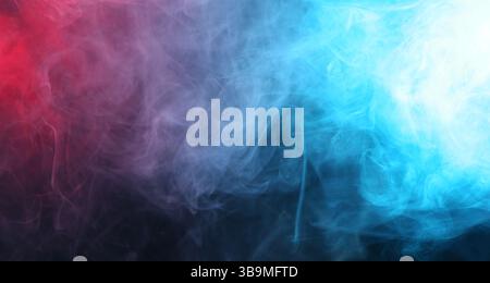 Schöner Rauch in Neonlichtern auf dunklem Hintergrund Stockfoto