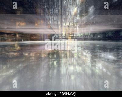 Abstrakte gepunktete 3D-Illustration - nebelige Straße der futuristischen Stadt. Fractal – computergenerierte Abbildung. Bewegungsunschärfeeffekt. Punkte wie Falling sn Stockfoto