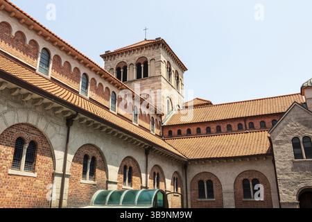 Blick auf das Hauptgebäude der Seoul Cathedral Anglican Church of Korea. Jung-gu, Seoul, Südkorea, Asien Stockfoto