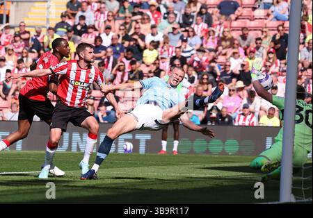 Southampton, Großbritannien. Mai 2025. Erling Haaland von Manchester City hat einen Treffer, scheitert aber beim Spiel der Southampton gegen Manchester City Premier League im St Mary's Stadium in Southampton. Der Bildnachweis sollte lauten: Paul Terry/Sportimage Credit: Sportimage Ltd/Alamy Live News Stockfoto