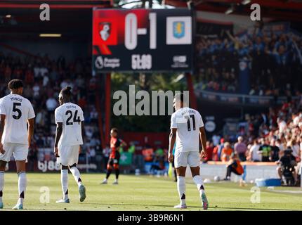 Vitality Stadium, Boscombe, Dorset, Großbritannien. Mai 2025. AFC Bournemouth gegen Aston Villa; Watkins of Aston Villa feiert, nachdem er in der 6. Minute 45 1-0 Punkte erzielte. Credit: Action Plus Sports/Alamy Live News Stockfoto