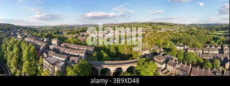 Luftbild von New Mills in Derbyshire - Großbritannien Stockfoto