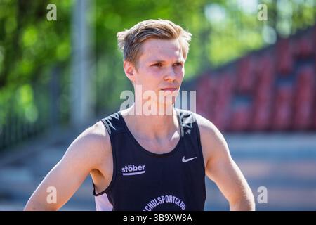 Wiesbaden, Deutschland. Mai 2025. Jonas Neuenroth (SSC Bad Sooden-Allendorf); 6. Wiesbadener Sprungmeeting - WI JUMP! im Helmut-Sch?n-Sportpark in Wiesbaden am 10.05.2025, (Hessen). Quelle: dpa/Alamy Live News Stockfoto